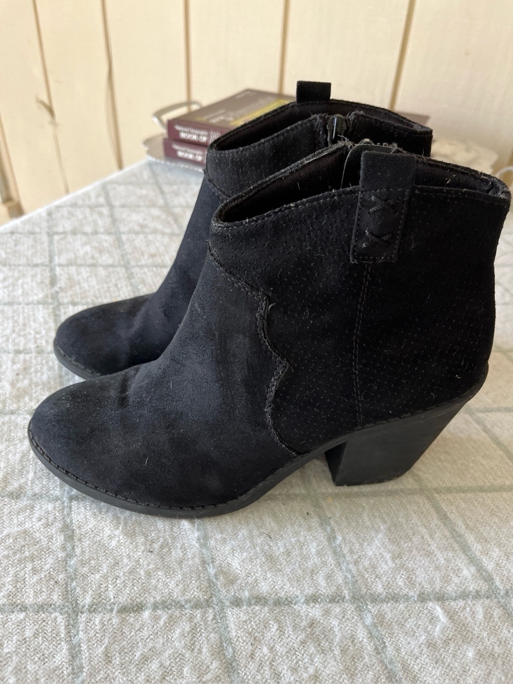 Women's Black Suede Ankle Booties - Stylish Block Heel. Size 7.5